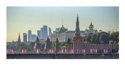 Московские этюды(Флаги звезды купола)